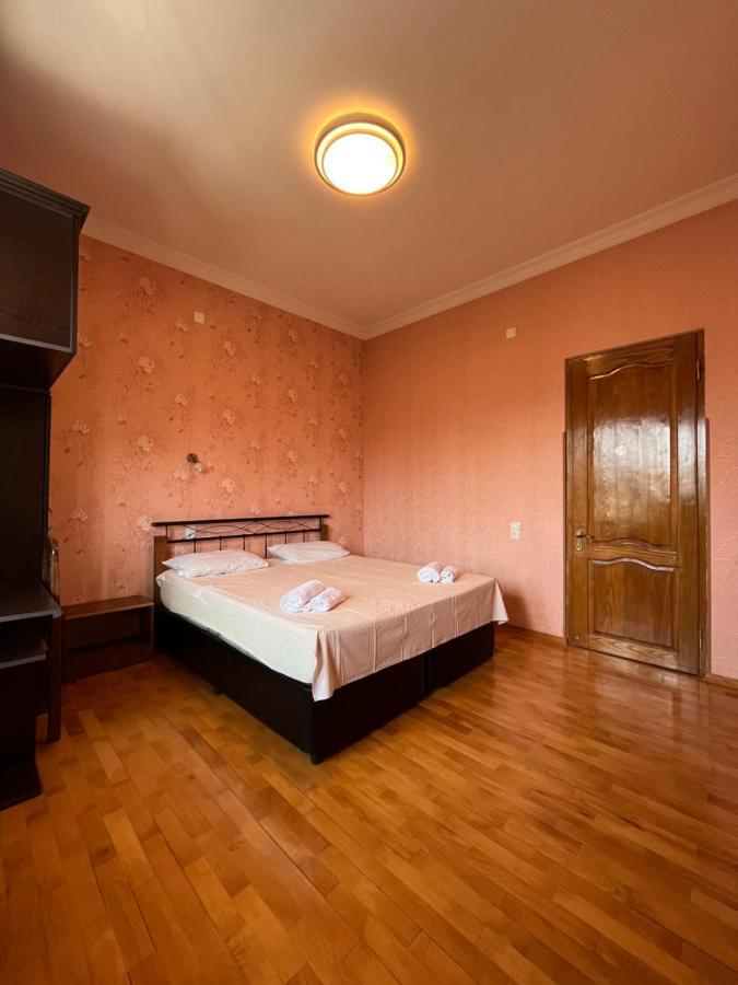 Hotel House On Ganja Street Kutaisi Esterno foto